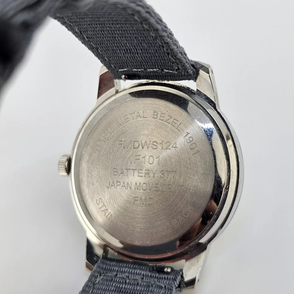 38MM Men's Watch Cream‎ Dial New Gray Nylon Bands New Battery
